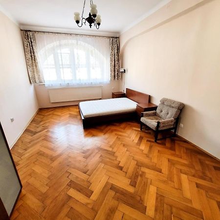 Wild Solutions Sauna Apartments Краков Экстерьер фото