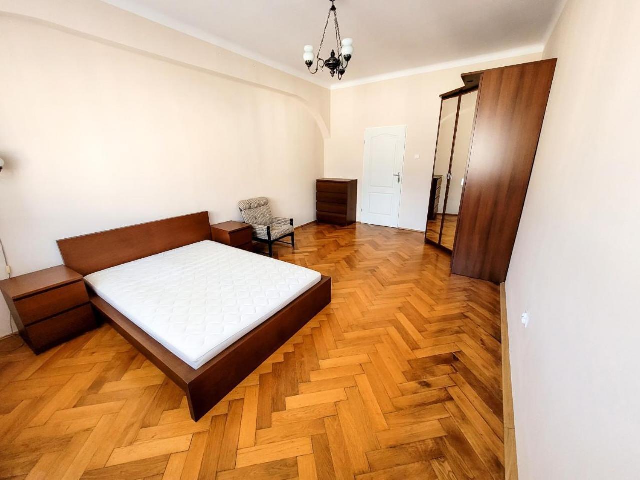 Wild Solutions Sauna Apartments Краков Экстерьер фото