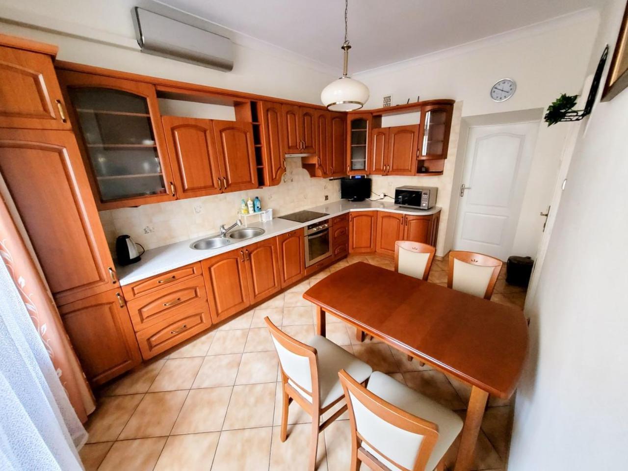 Wild Solutions Sauna Apartments Краков Экстерьер фото