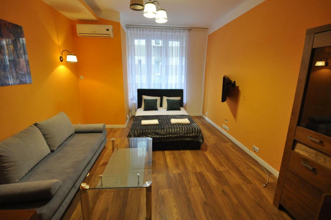 Wild Solutions Sauna Apartments Краков Экстерьер фото