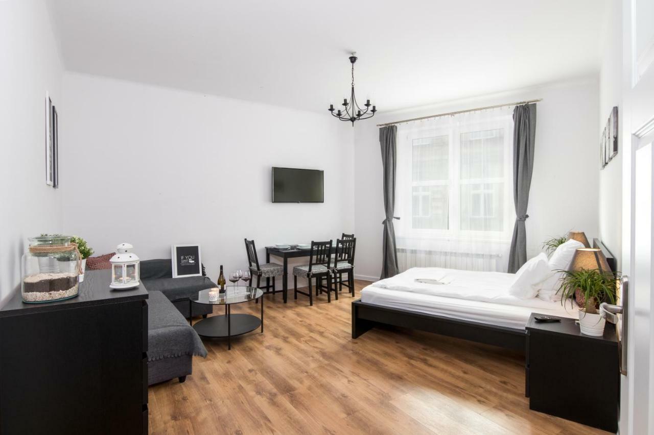 Wild Solutions Sauna Apartments Краков Экстерьер фото